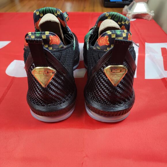 Nike LeBron 16 KC Watch The Throne Sz 11 Black/Metallic Gold-RoseFrost CI1518001